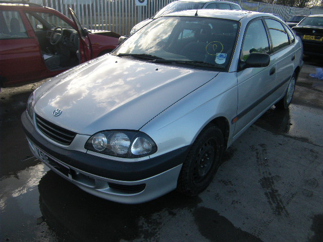 1999 TOYOTA AVENSIS GS Parts