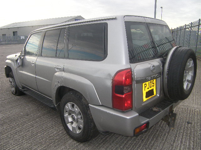 Nissan patrol breaking for spares #9