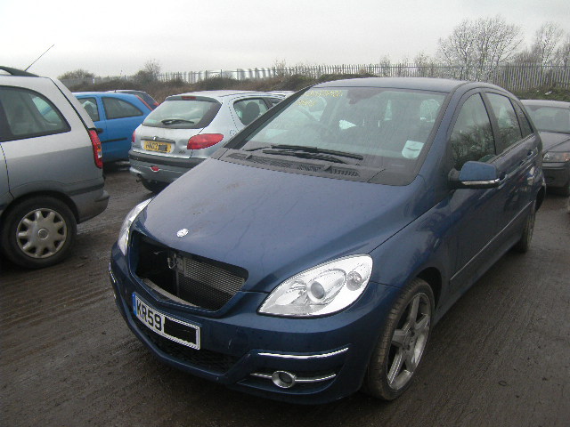 2009 MERCEDES B 200 SPORT Parts