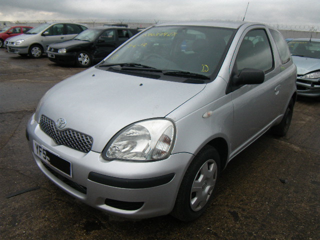 2003 TOYOTA YARIS  Parts