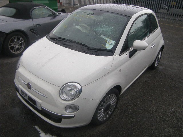 2011 FIAT 500 LOUNGE Parts