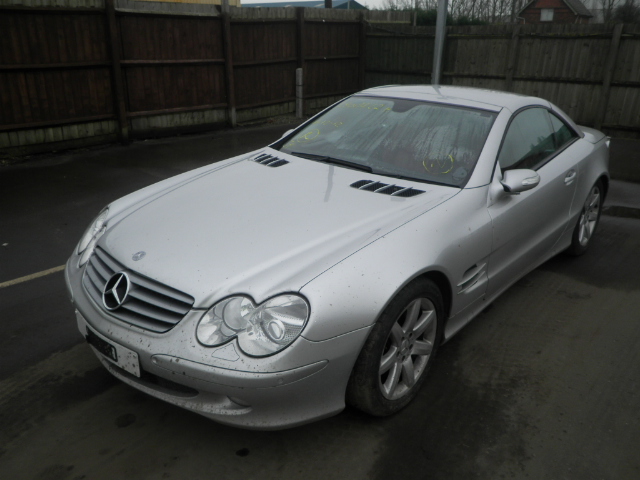 2005 MERCEDES SL 350 AUT Parts